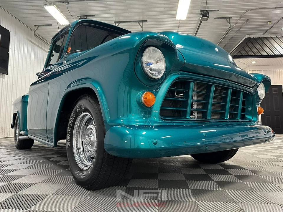 1955 Chevrolet Task Force - Image 15 of 31