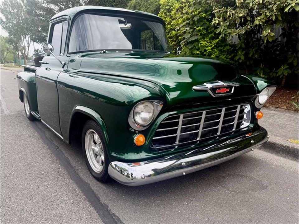 1955 Chevrolet Task Force - Image 15 of 31