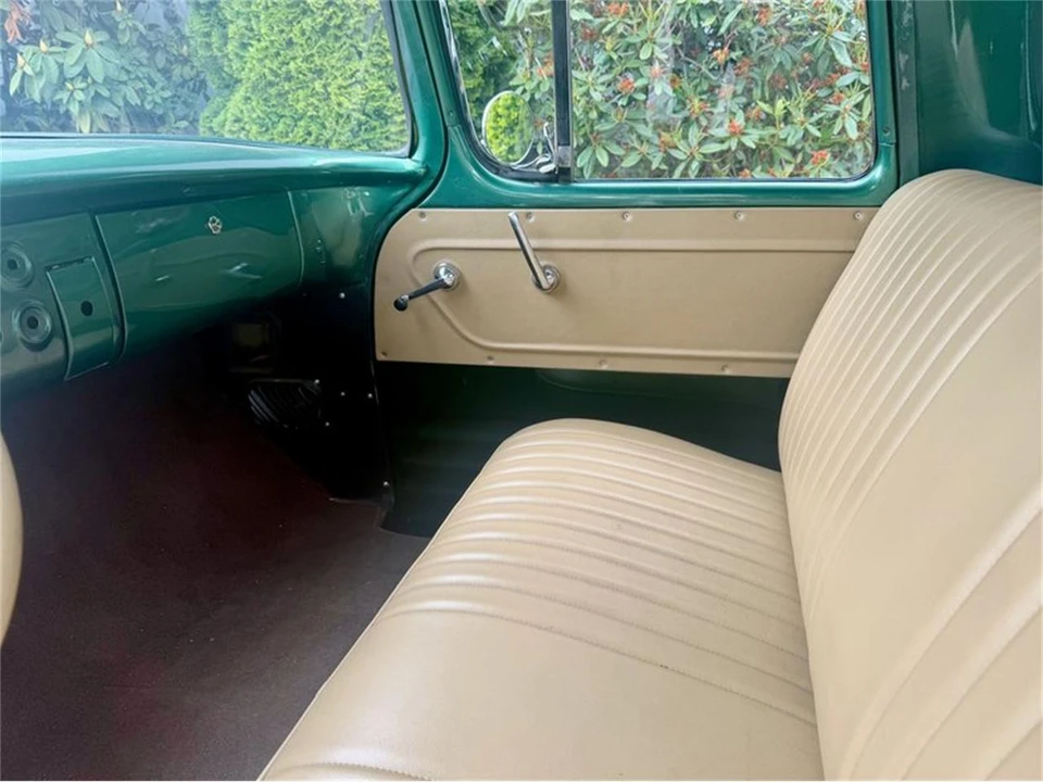 1955 Chevrolet Task Force - Image 28 of 31