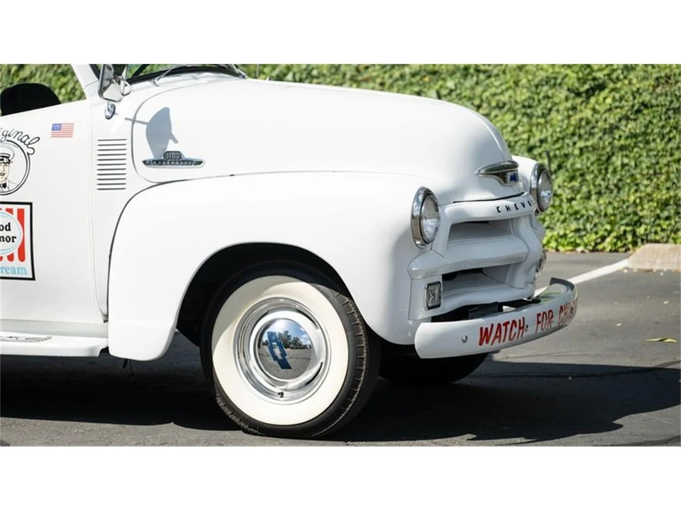 1955 Chevrolet Task Force - Image 25 of 31
