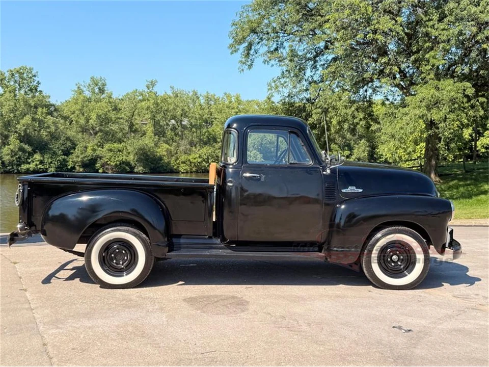 1955 Chevrolet Task Force - Image 6 of 31