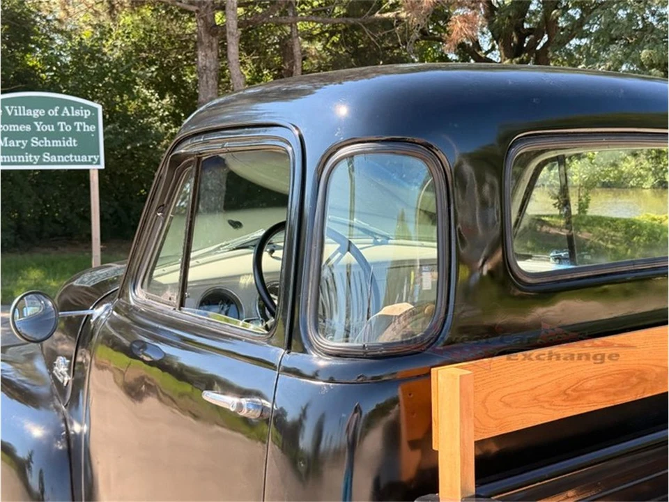 1955 Chevrolet Task Force - Image 24 of 31