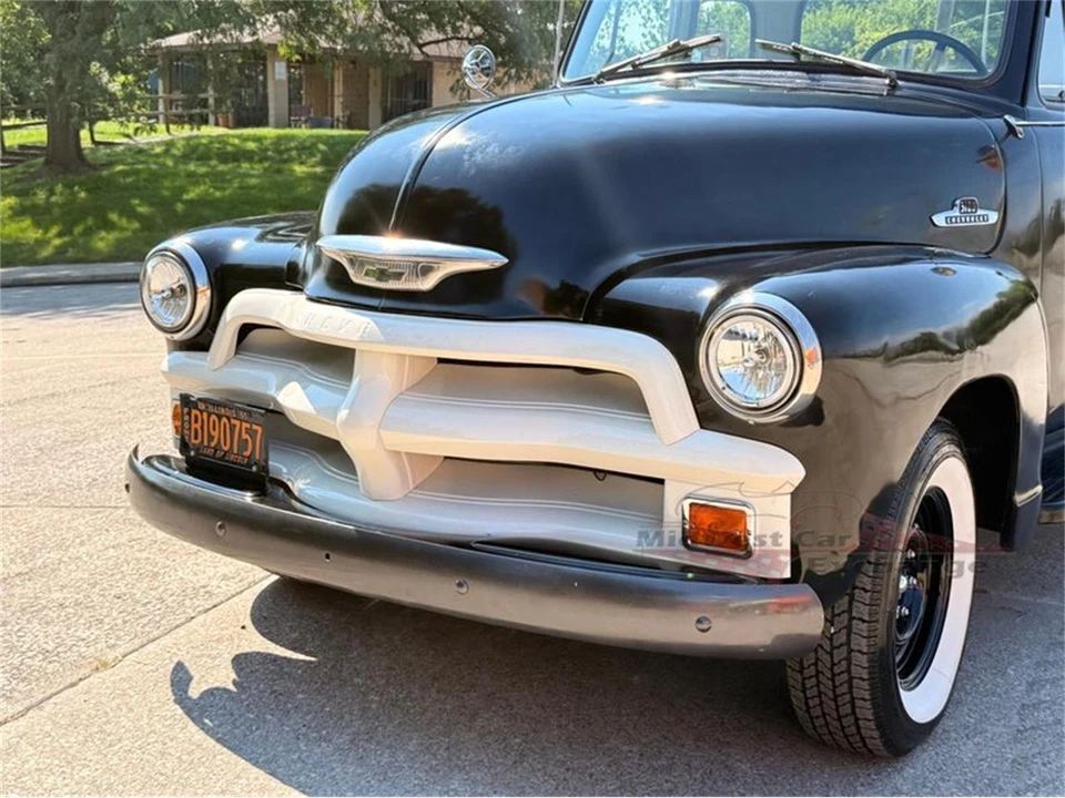 1955 Chevrolet Task Force - Image 29 of 31