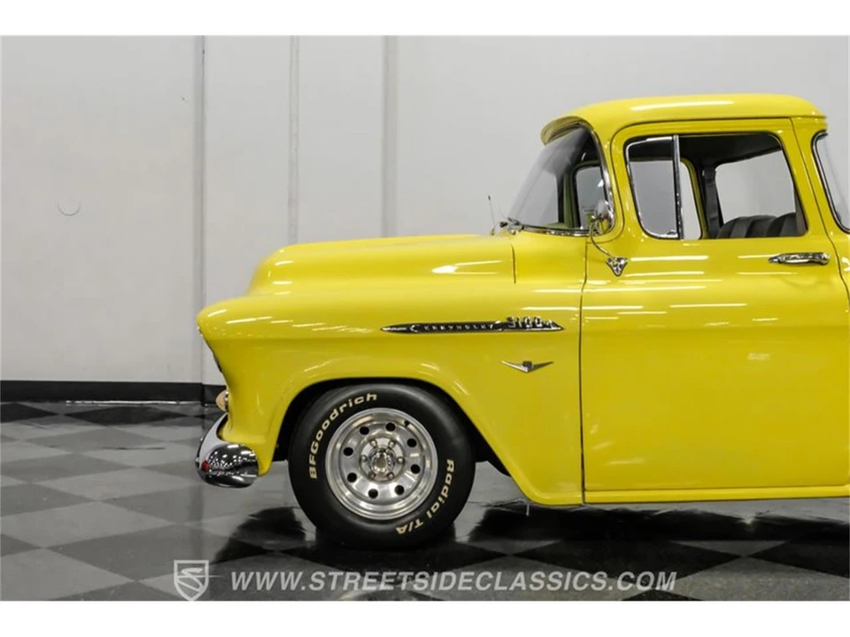 1955 Chevrolet Task Force - Image 22 of 31
