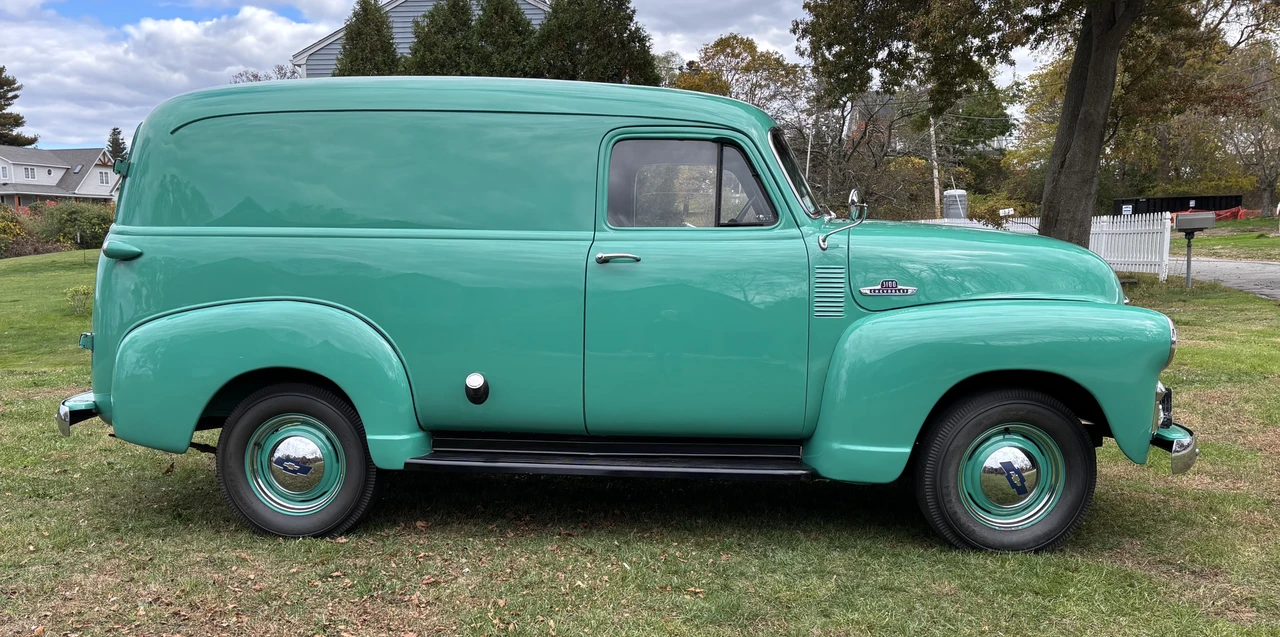 1955 Chevrolet Task Force - Image 4 of 31