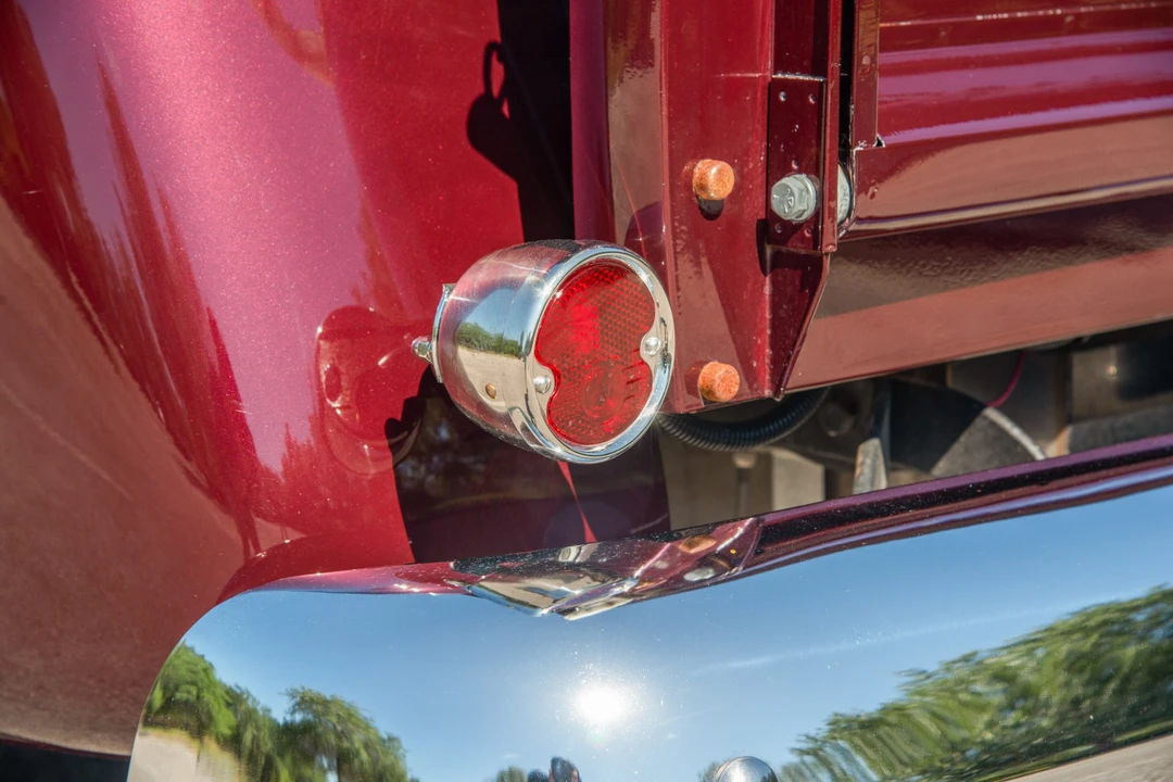 1955 Chevrolet Task Force - Image 26 of 31