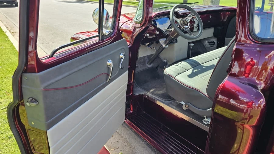 1955 Chevrolet Task Force - Image 4 of 22