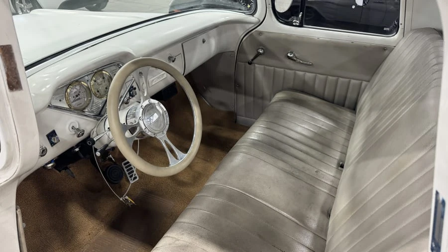 1955 Chevrolet Task Force - Image 5 of 5
