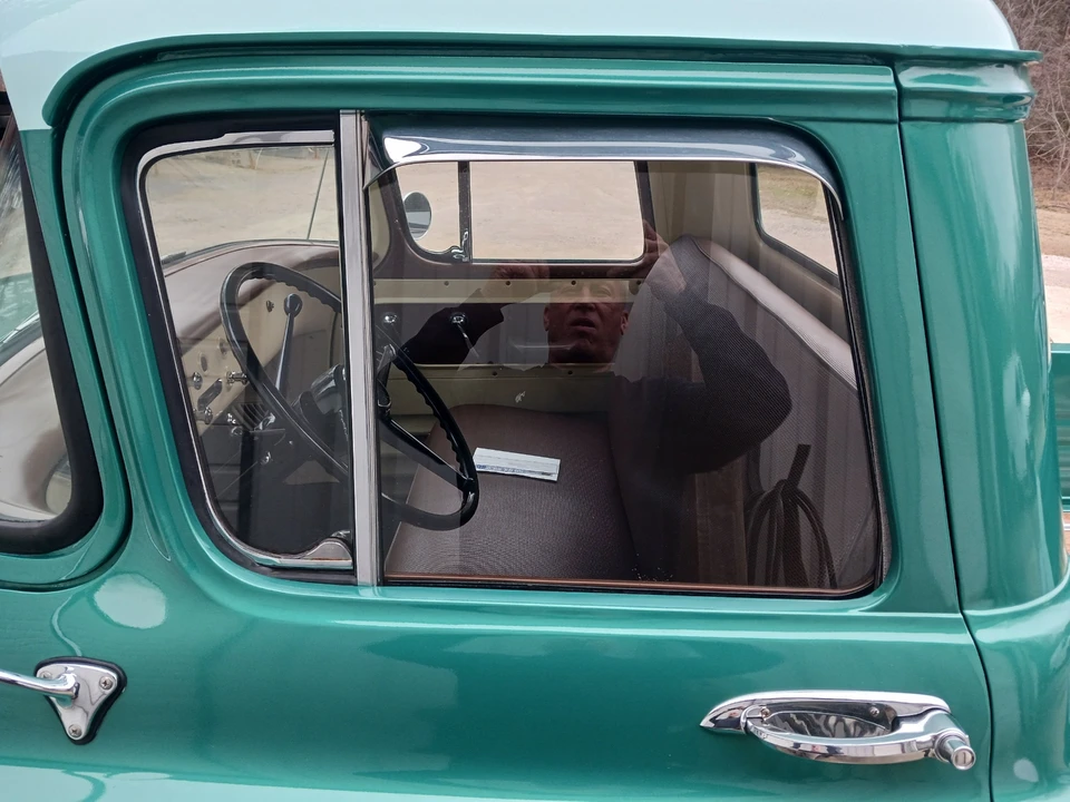 1955 Chevrolet Task Force - Image 17 of 31