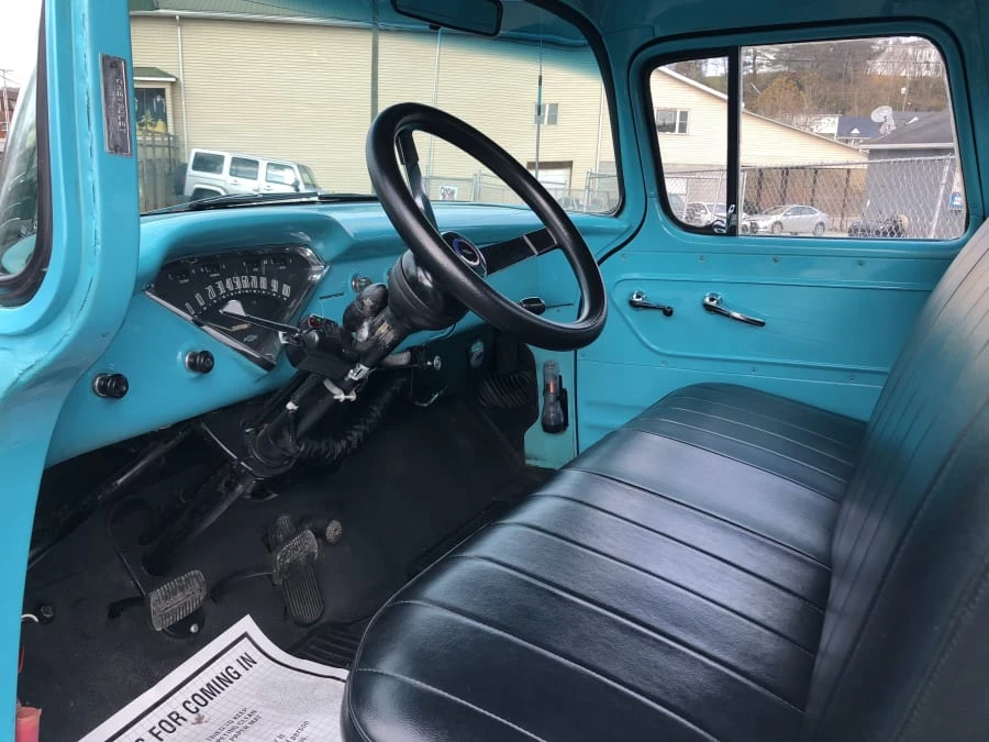 1955 Chevrolet Task Force - Image 5 of 10