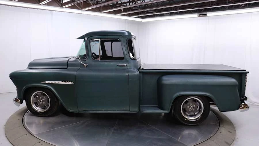 1955 Chevrolet Task Force - Image 8 of 31