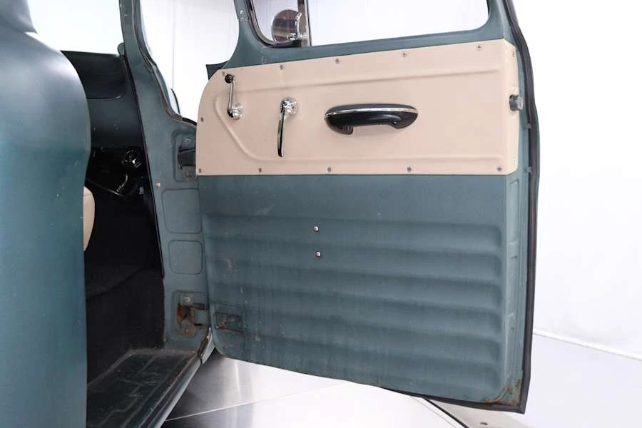 1955 Chevrolet Task Force - Image 30 of 31