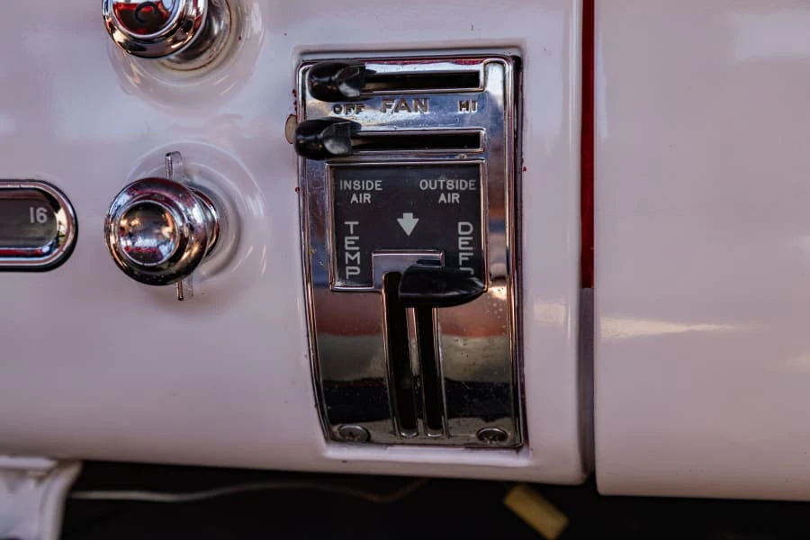 1955 Chevrolet Task Force - Image 25 of 31