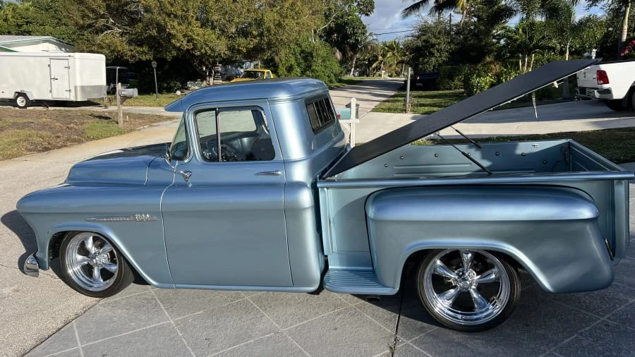 1955 Chevrolet Task Force - Image 7 of 15
