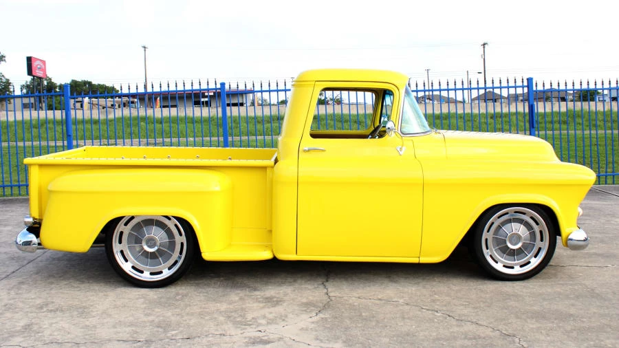 1955 Chevrolet Task Force - Image 7 of 15