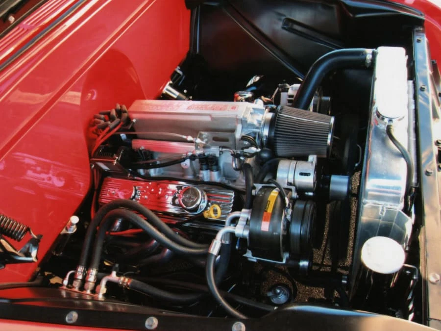 1955 Chevrolet Task Force - Image 7 of 8