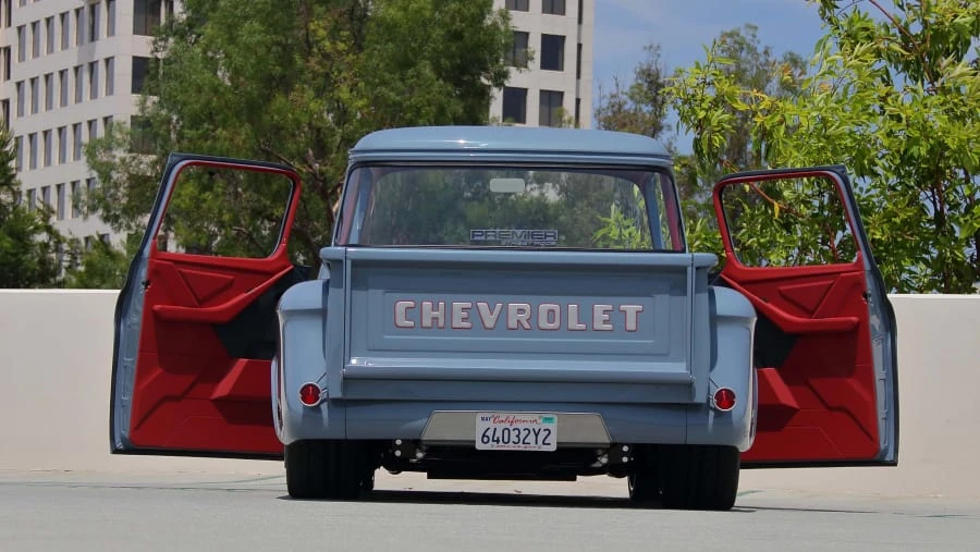 1955 Chevrolet Task Force - Image 21 of 31