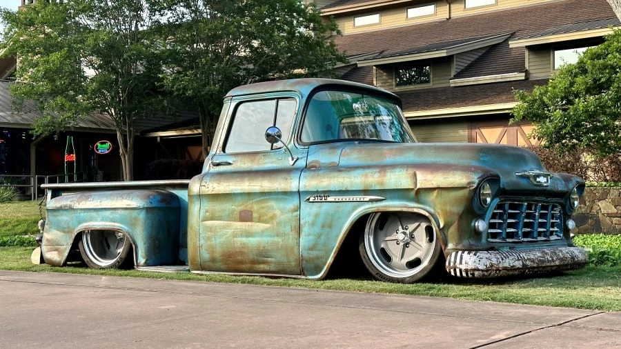 1955 Chevrolet Task Force - Image 2 of 17