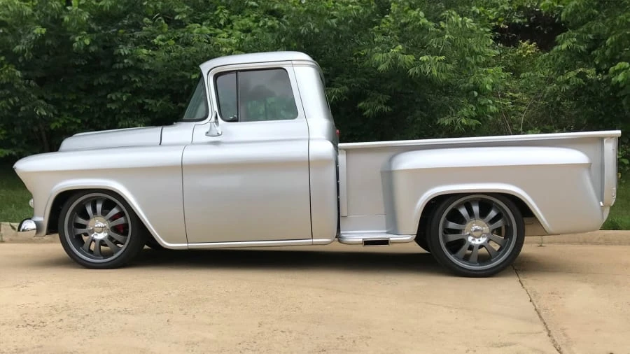 1955 Chevrolet Task Force - Image 6 of 31