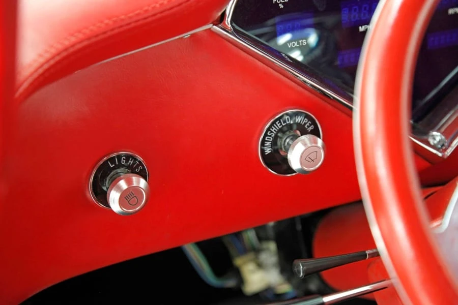 1955 Chevrolet Task Force - Image 29 of 31