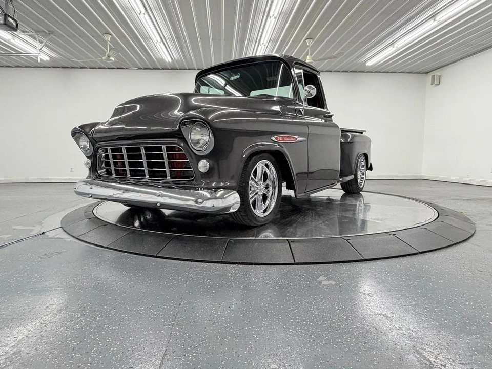 1955 Chevrolet Task Force - Image 8 of 31