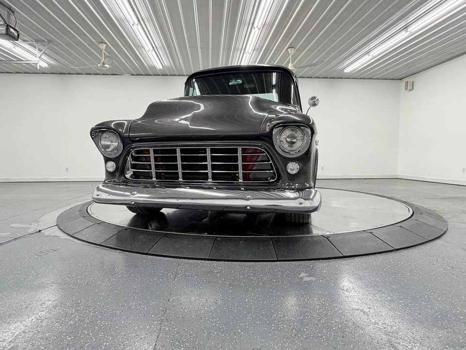 1955 Chevrolet Task Force - Image 9 of 31