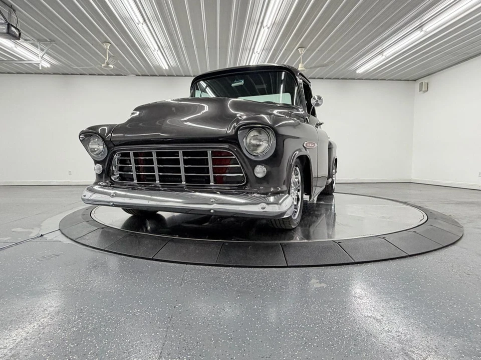 1955 Chevrolet Task Force - Image 10 of 31