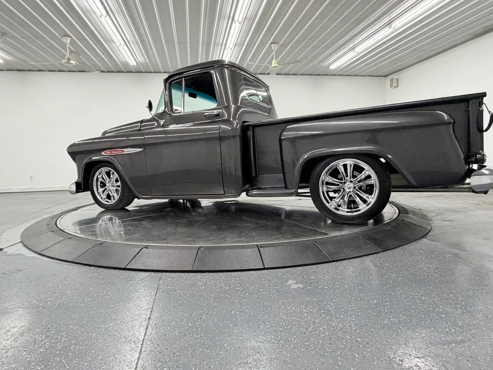 1955 Chevrolet Task Force - Image 17 of 31