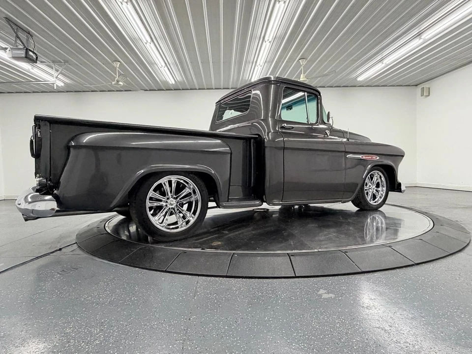 1955 Chevrolet Task Force - Image 28 of 31