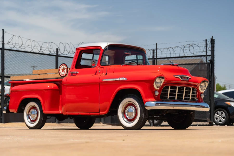 1955 Chevrolet Task Force - Image 9 of 30