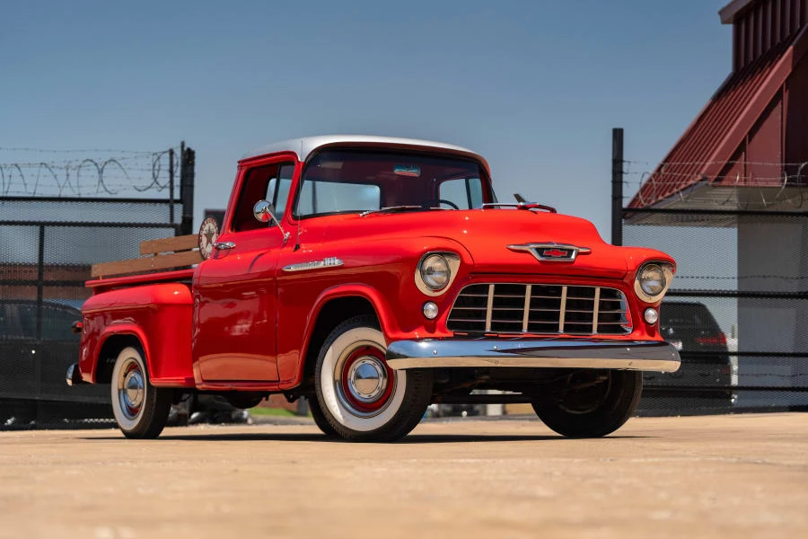 1955 Chevrolet Task Force - Image 6 of 30
