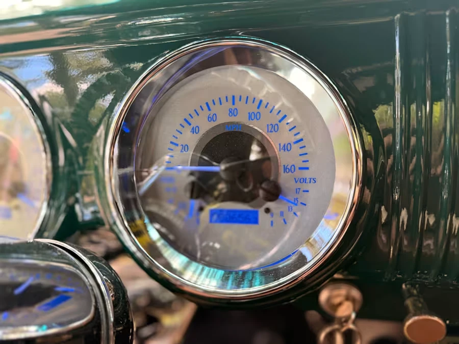 1955 Chevrolet Task Force - Image 22 of 31