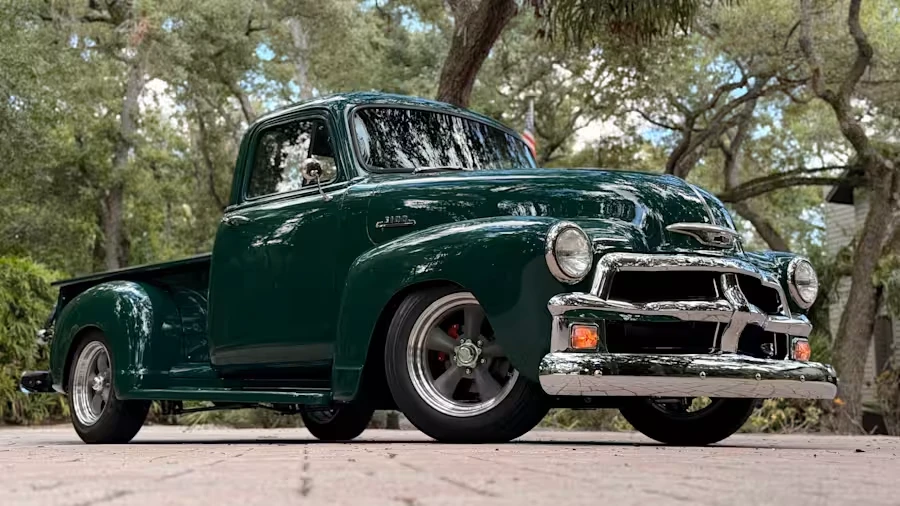 1955 Chevrolet Task Force - Image 6 of 31