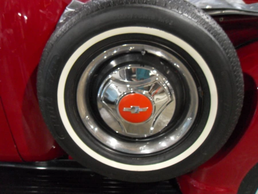 1955 Chevrolet Task Force - Image 9 of 31