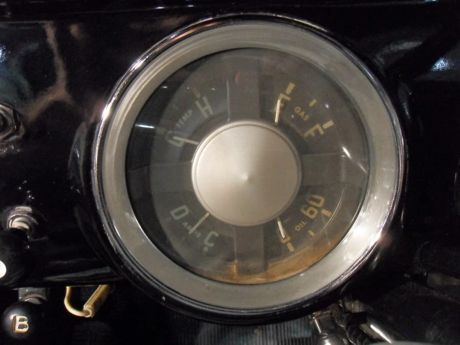 1955 Chevrolet Task Force - Image 13 of 31