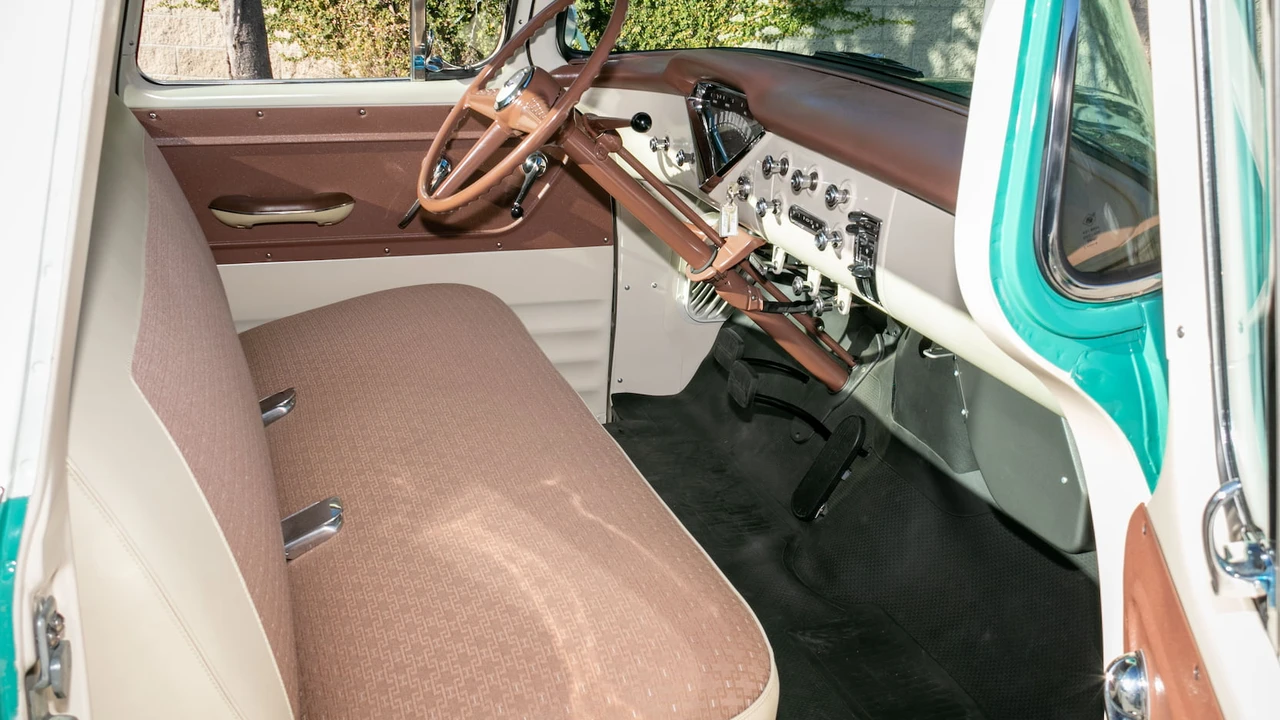 1955 Chevrolet Task Force - Image 5 of 19