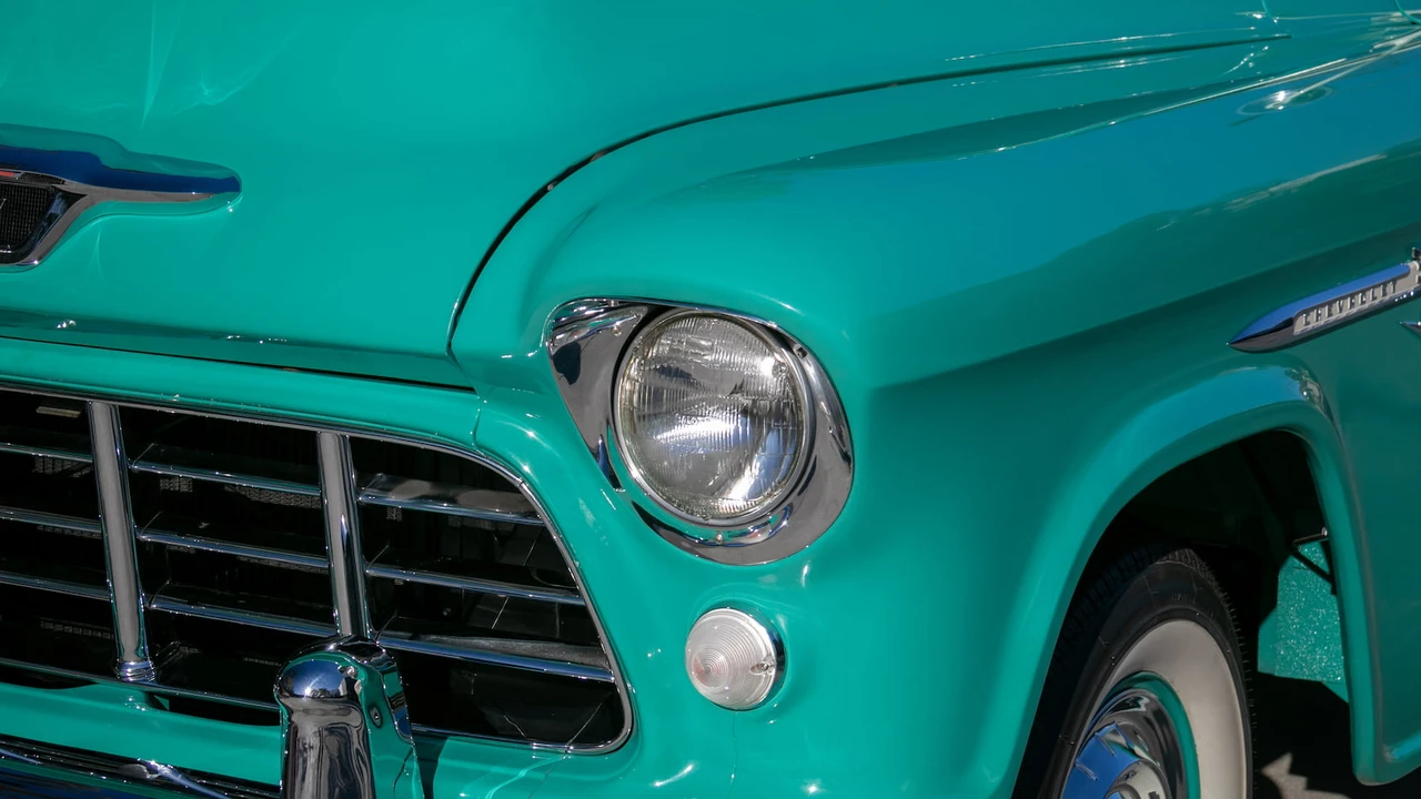1955 Chevrolet Task Force - Image 9 of 19