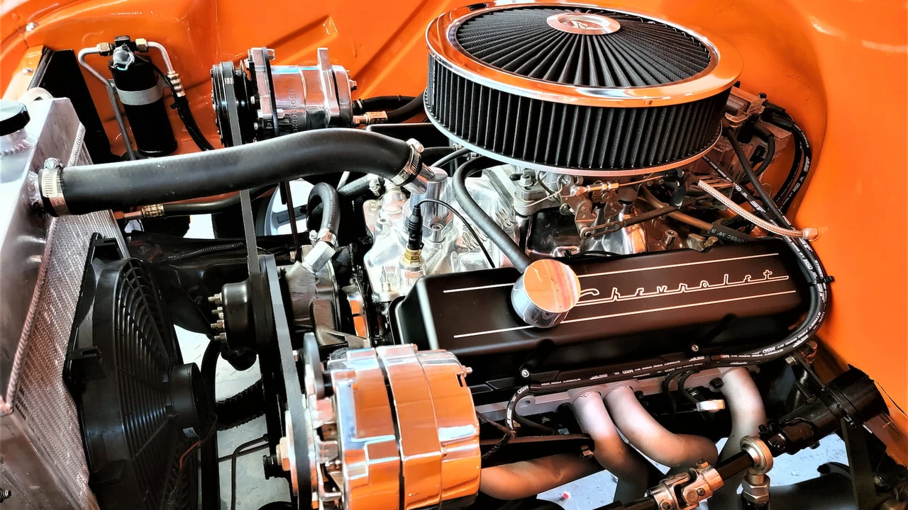 1955 Chevrolet Task Force - Image 7 of 23