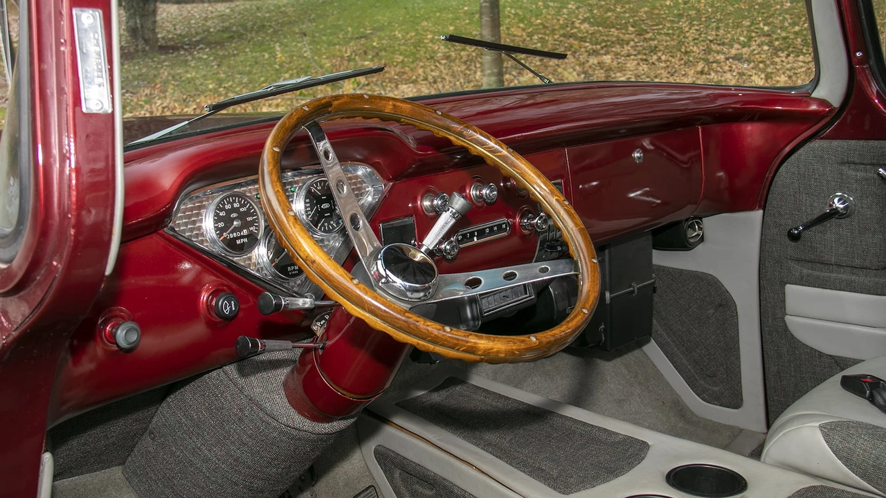 1955 Chevrolet Task Force - Image 4 of 18