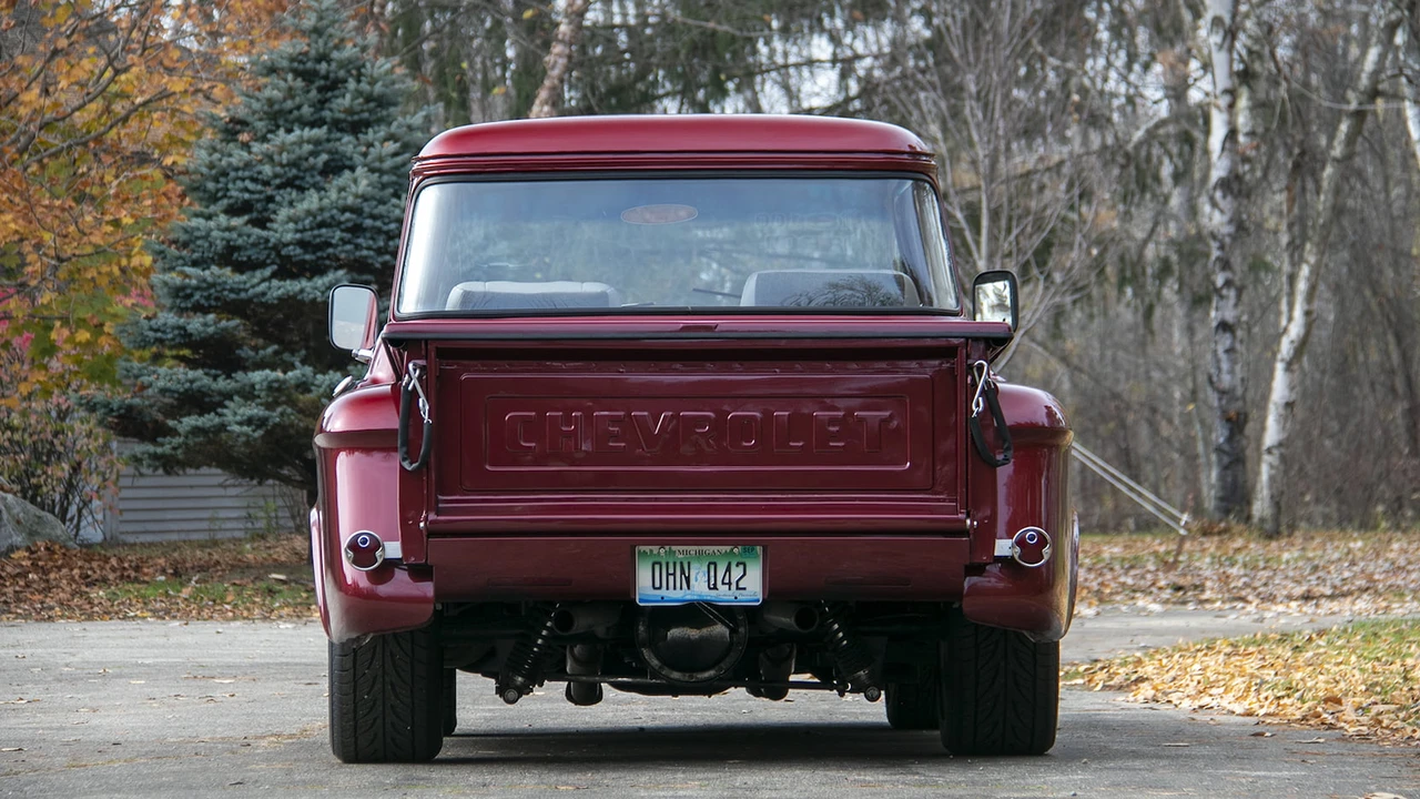 1955 Chevrolet Task Force - Image 15 of 18