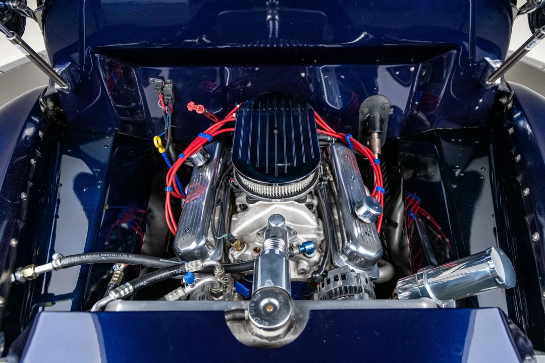 1955 Chevrolet Task Force - Image 22 of 31