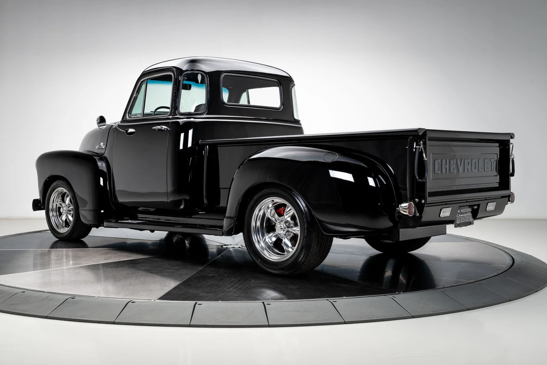 1955 Chevrolet Task Force - Image 25 of 31
