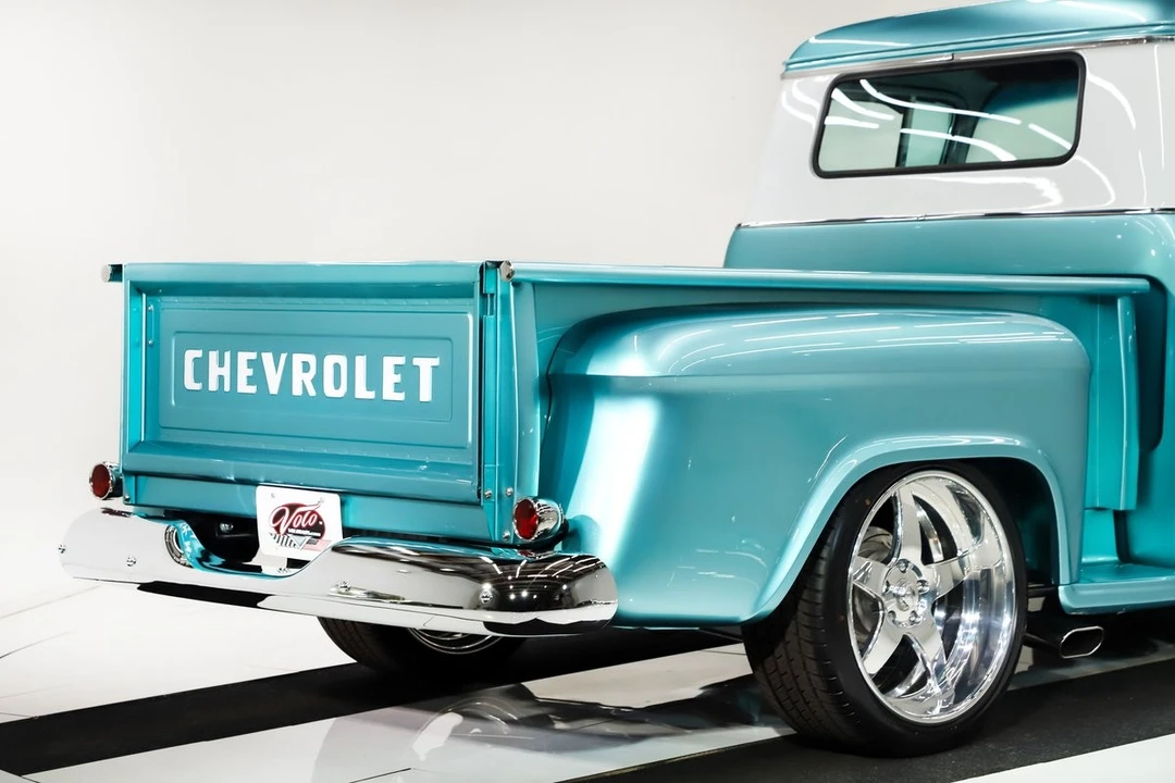 1955 Chevrolet Task Force - Image 17 of 31