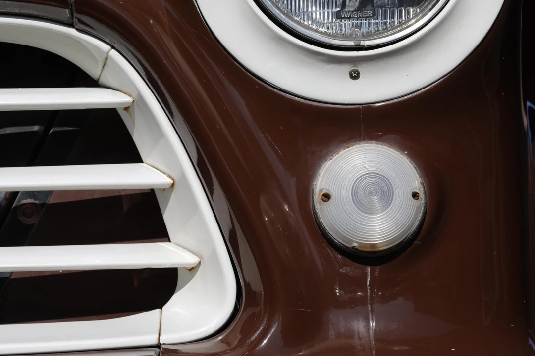 1955 Chevrolet Suburban 4th Gen - Image 19 of 31