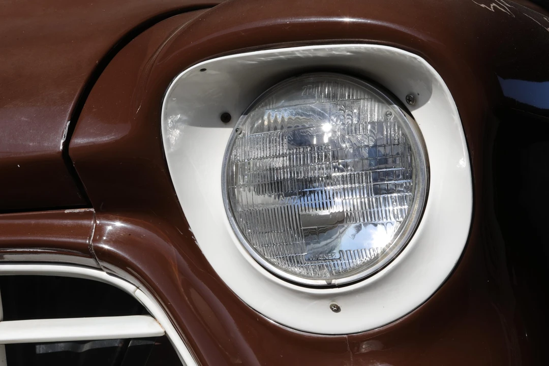 1955 Chevrolet Suburban 4th Gen - Image 18 of 31