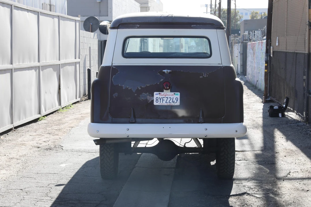 1955 Chevrolet Suburban 4th Gen - Image 8 of 31