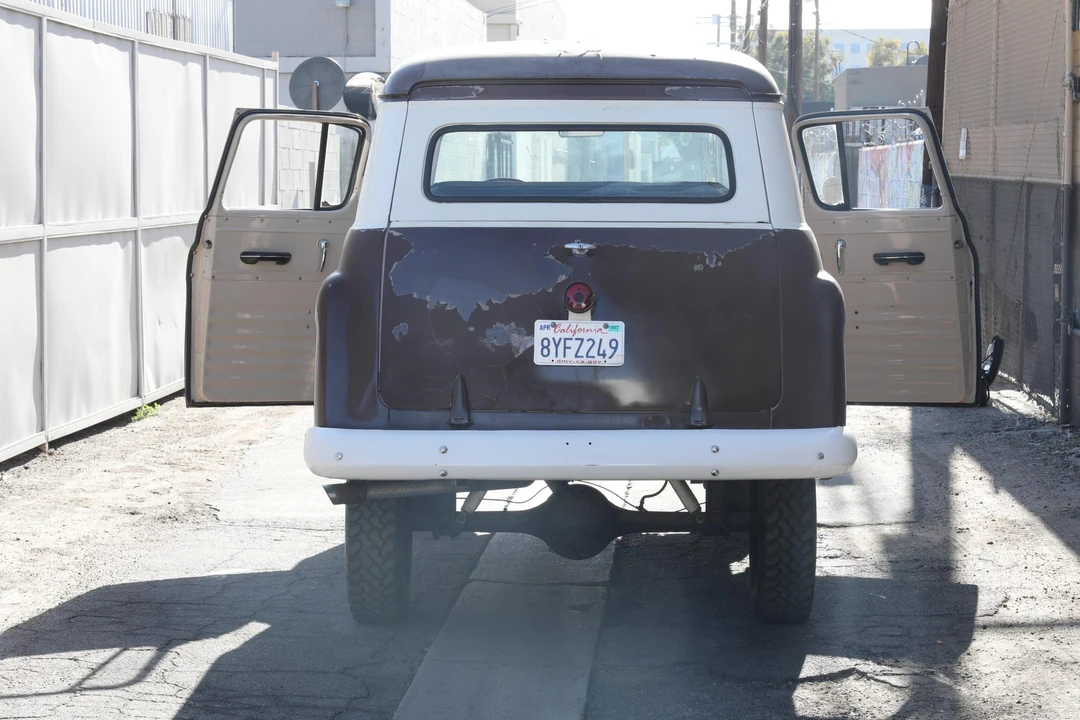 1955 Chevrolet Suburban 4th Gen - Image 9 of 31