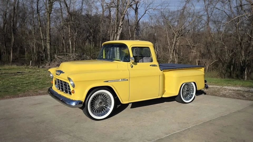 1955 Chevrolet Task Force - Image 7 of 17