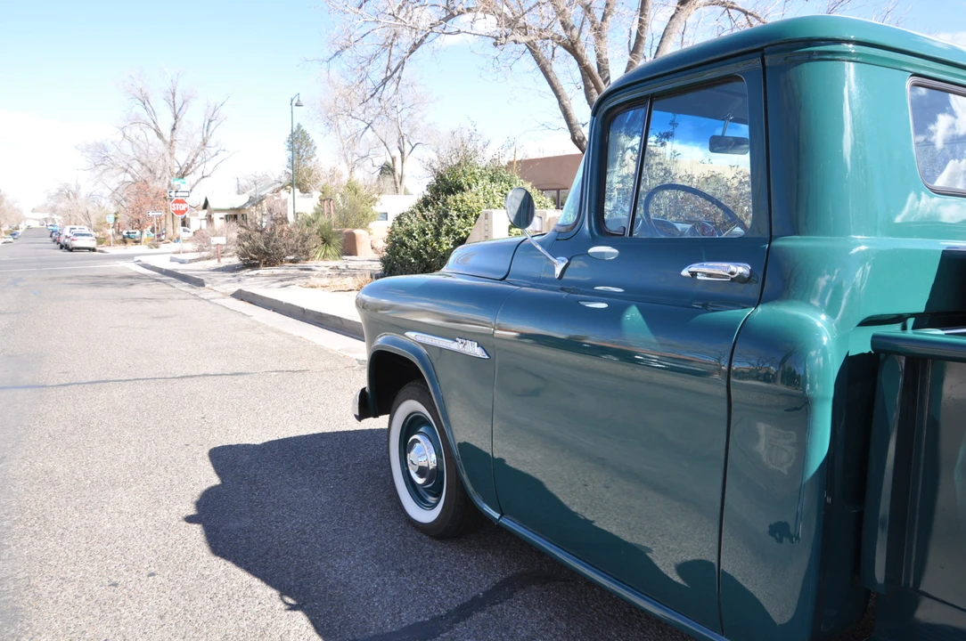 1955 Chevrolet Task Force - Image 21 of 31