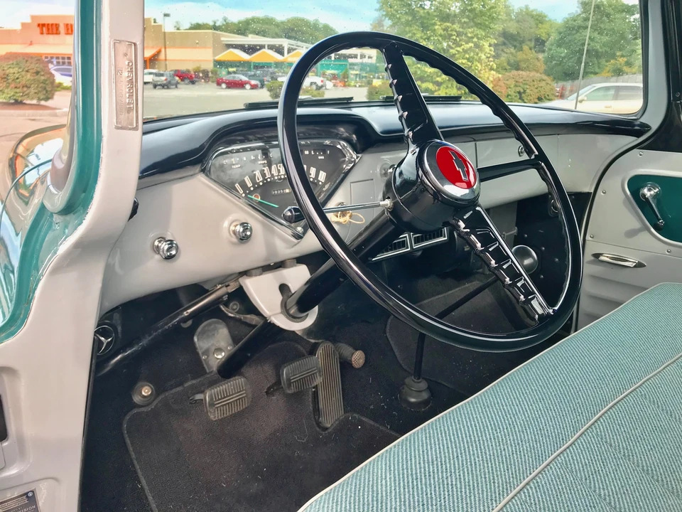 1955 Chevrolet Task Force - Image 22 of 31